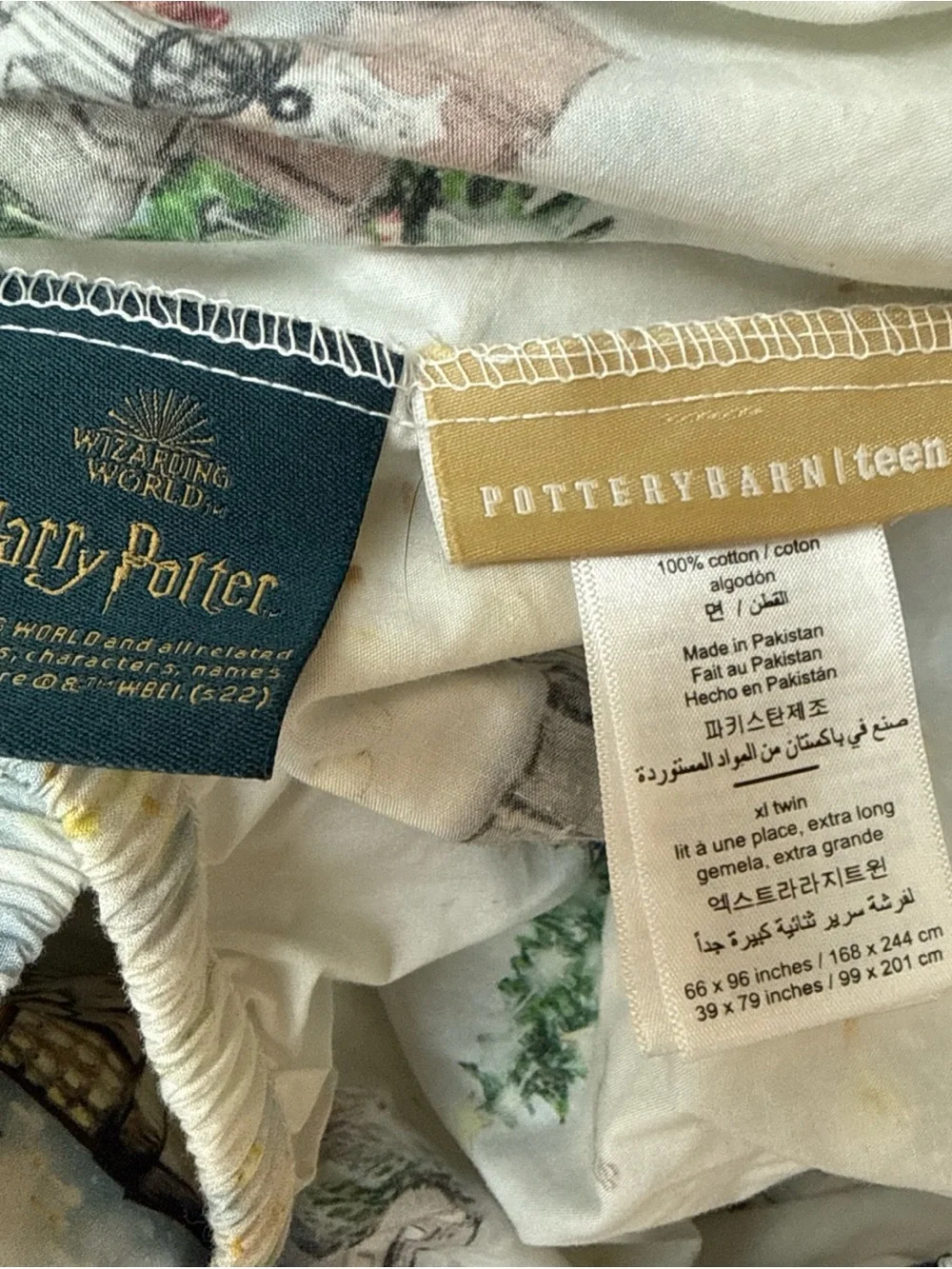 Pottery Barn Teen White Holiday Castle & Tree Throw with Gold Accents